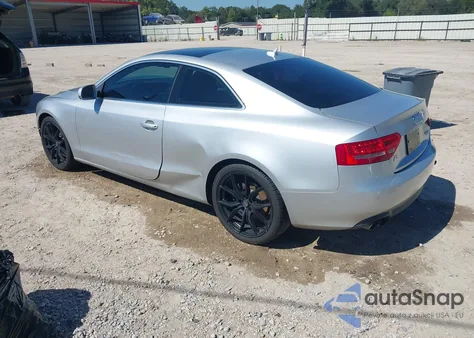 2012 Audi A5 2.0T Premium из США, поврежденный, VIN WAULFAFR5CA020991